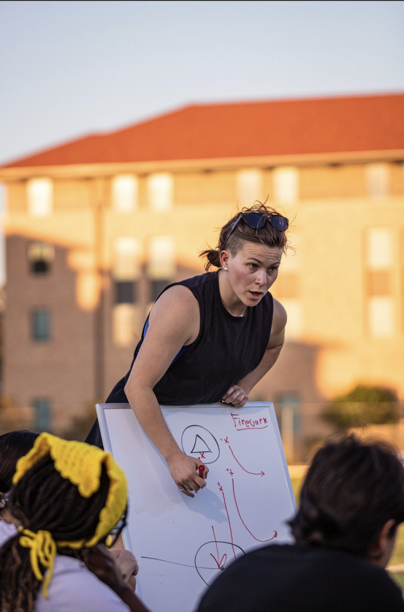 Women's lacrosse forms lasting bonds